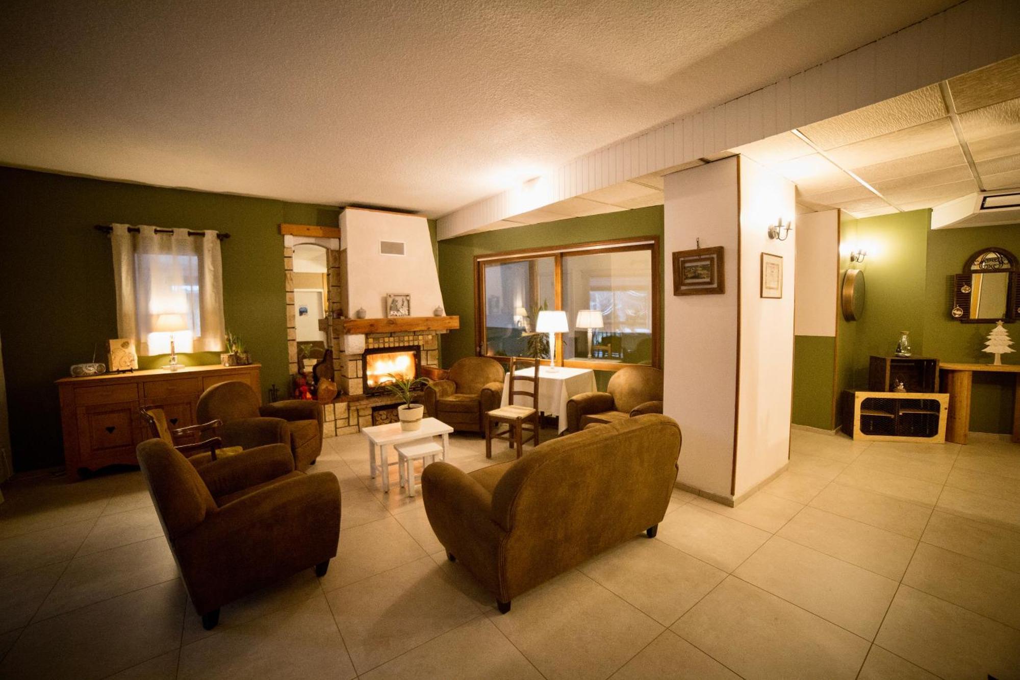 Le Catinat Fleuri Hotel Guillestre Ngoại thất bức ảnh